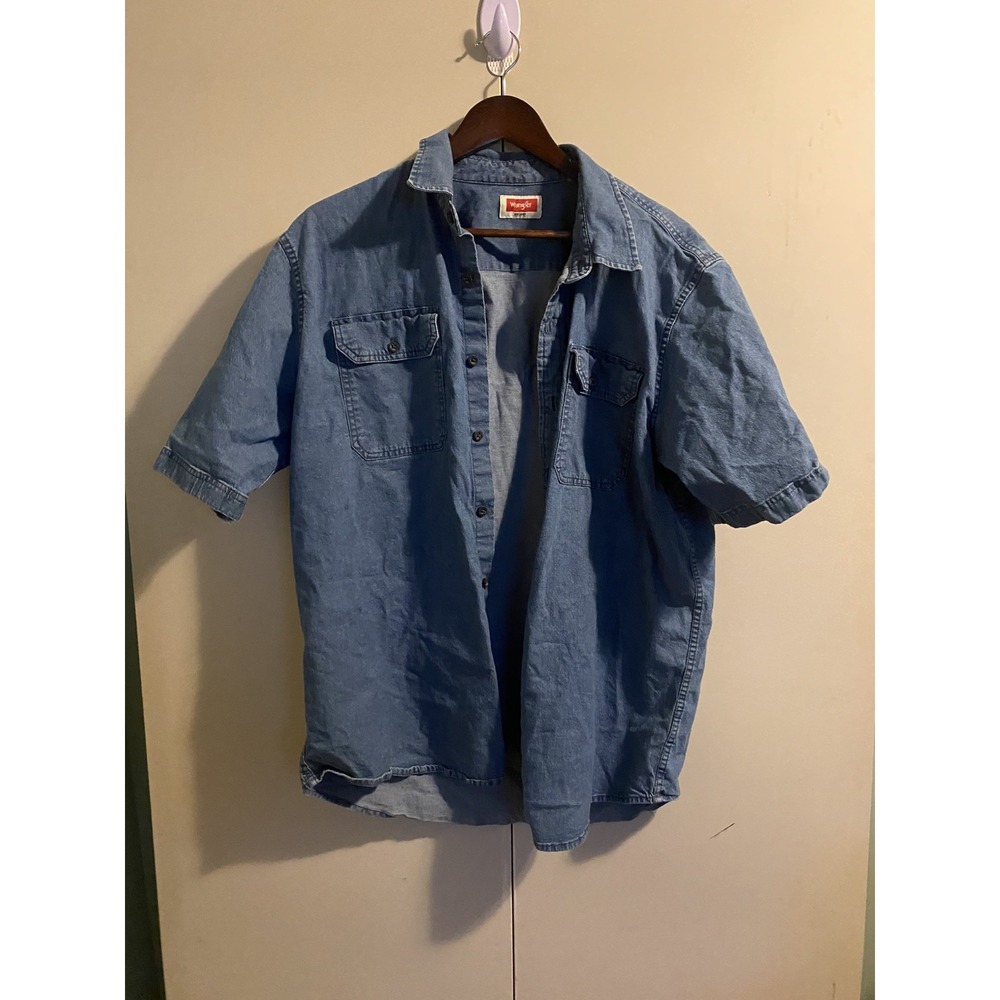 Wrangler Denim Shirt Mens Large Blue Good Short Sleeve Mid Wash Button Up
